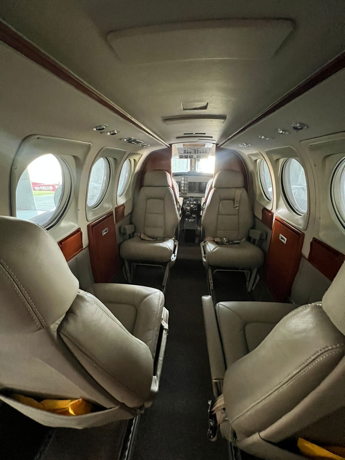 King Air F90 Interior 1